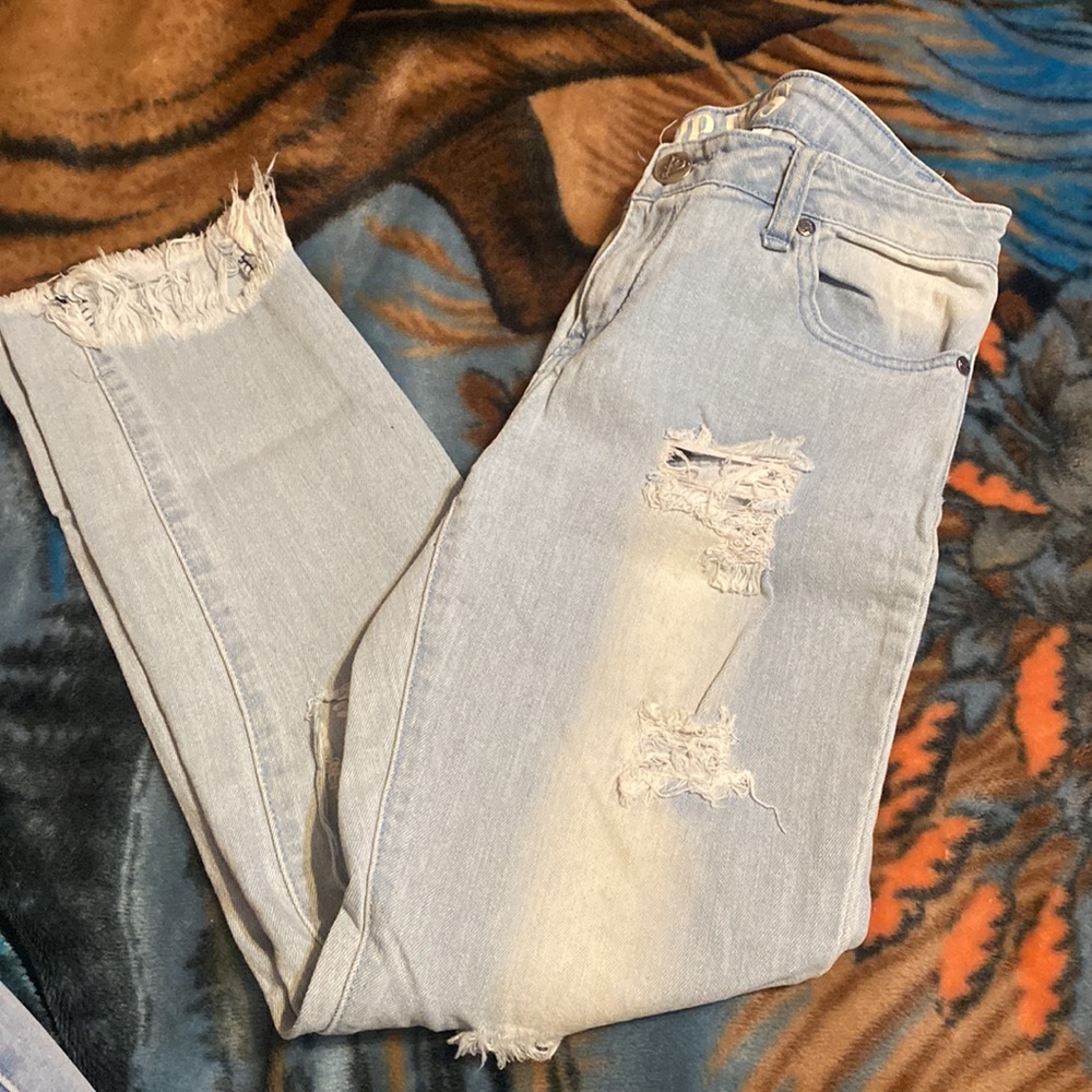 VIP JEANS - Picture 2 of 3